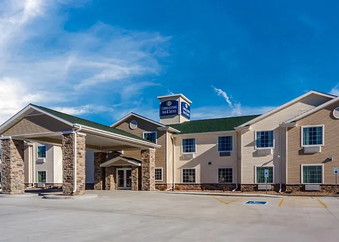 Cobblestone Inn & Suites-Fremont