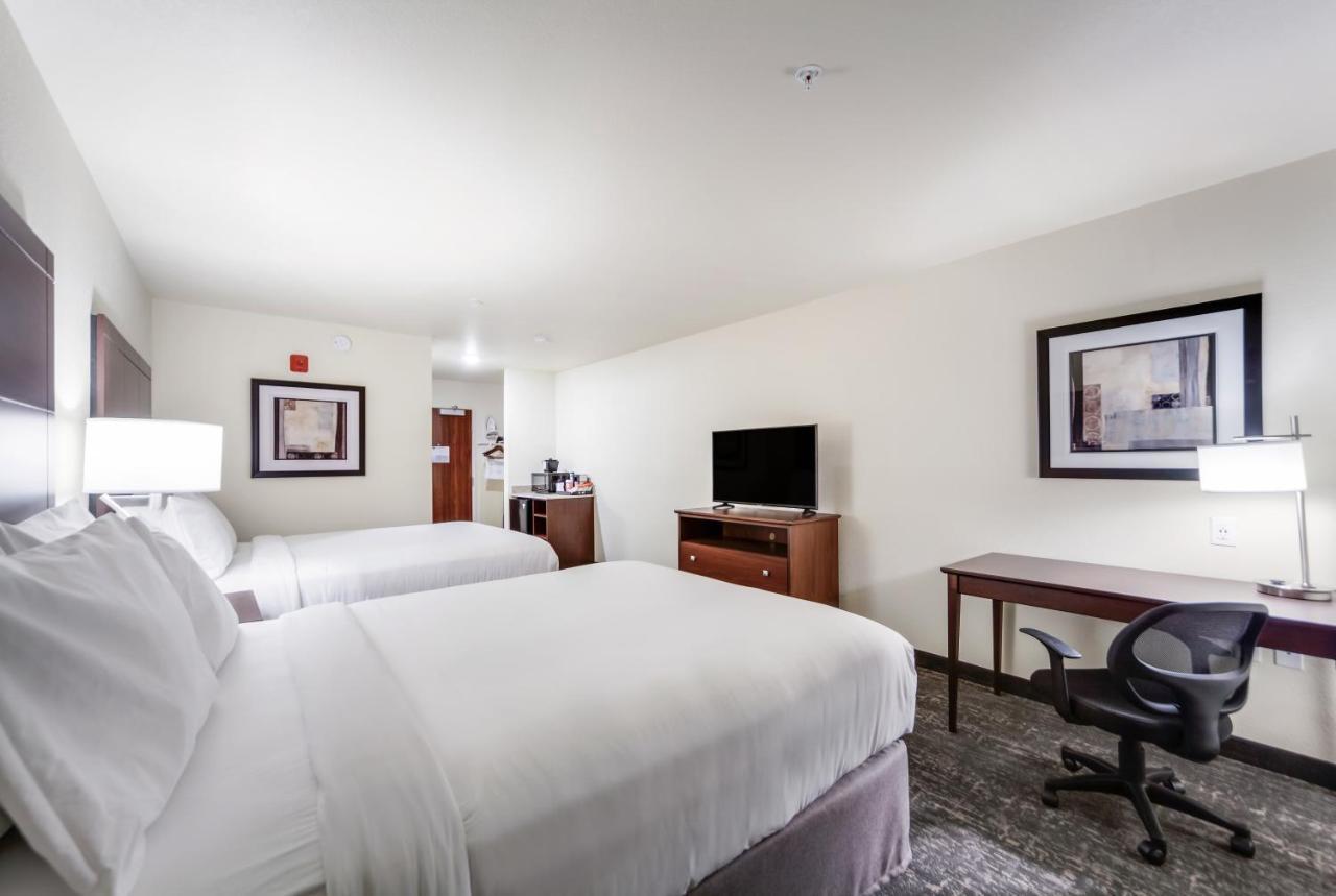 Cobblestone & Suites-fremont