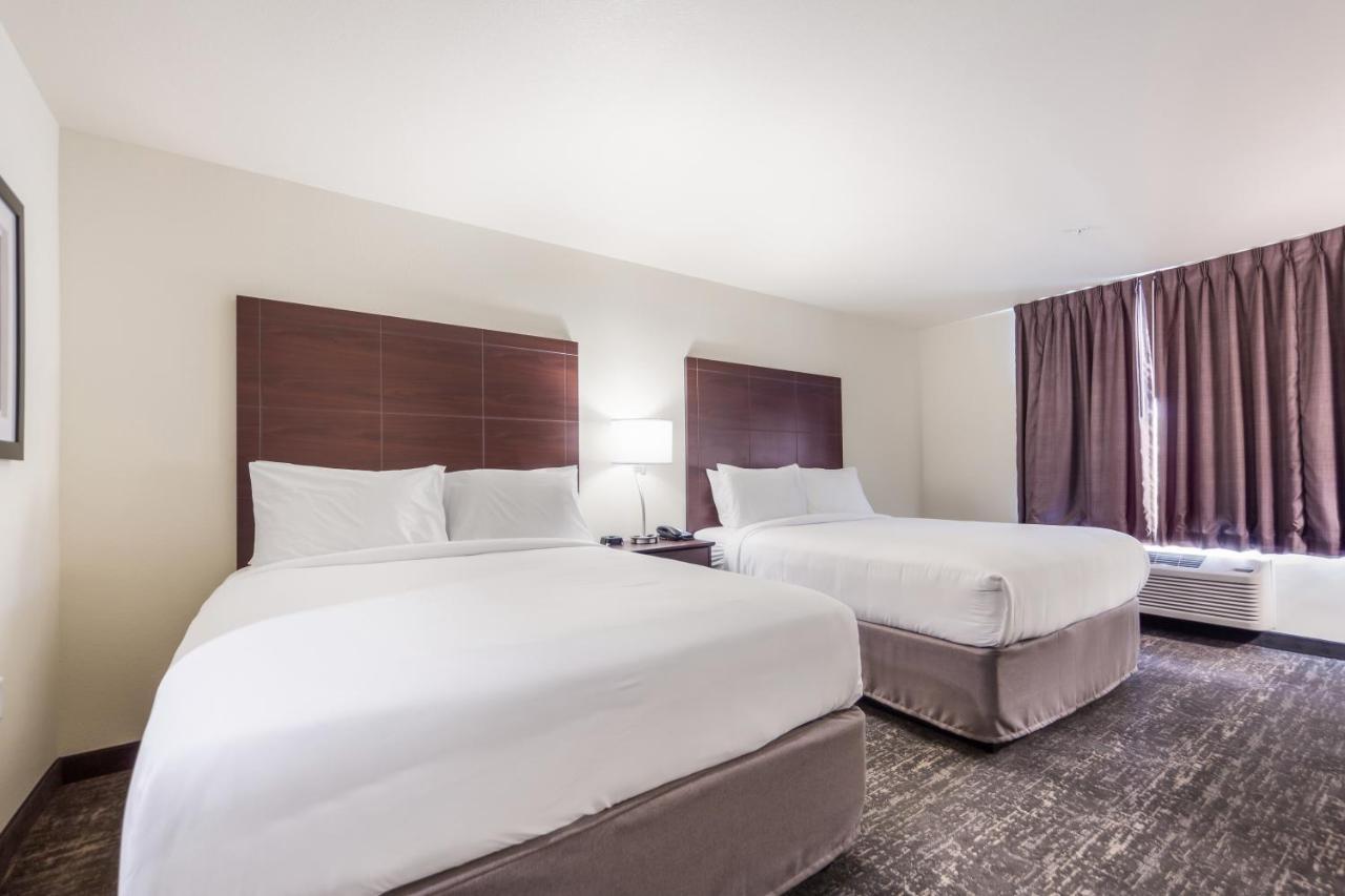 Cobblestone & Suites-fremont Fremont