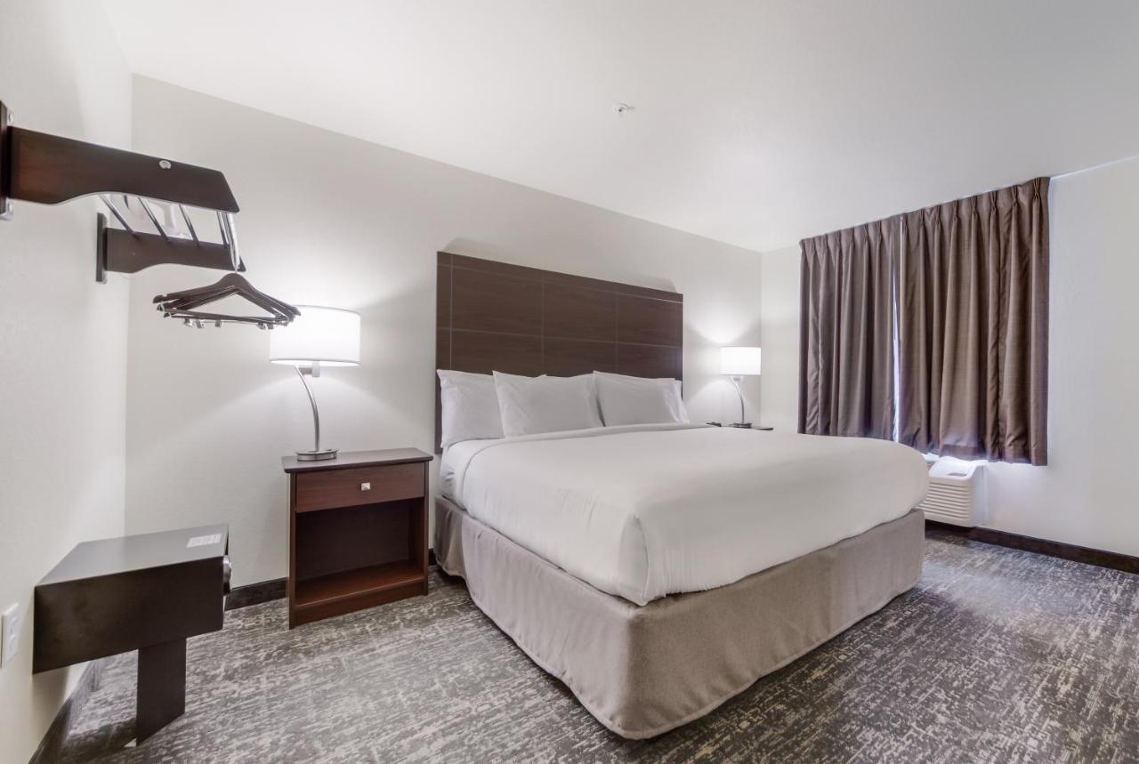 Cobblestone & Suites-fremont