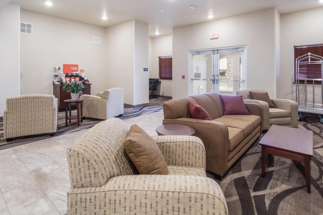 Cobblestone & Suites-fremont Hotel