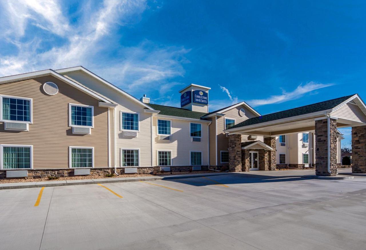 Cobblestone & Suites-fremont Hotel Fremont