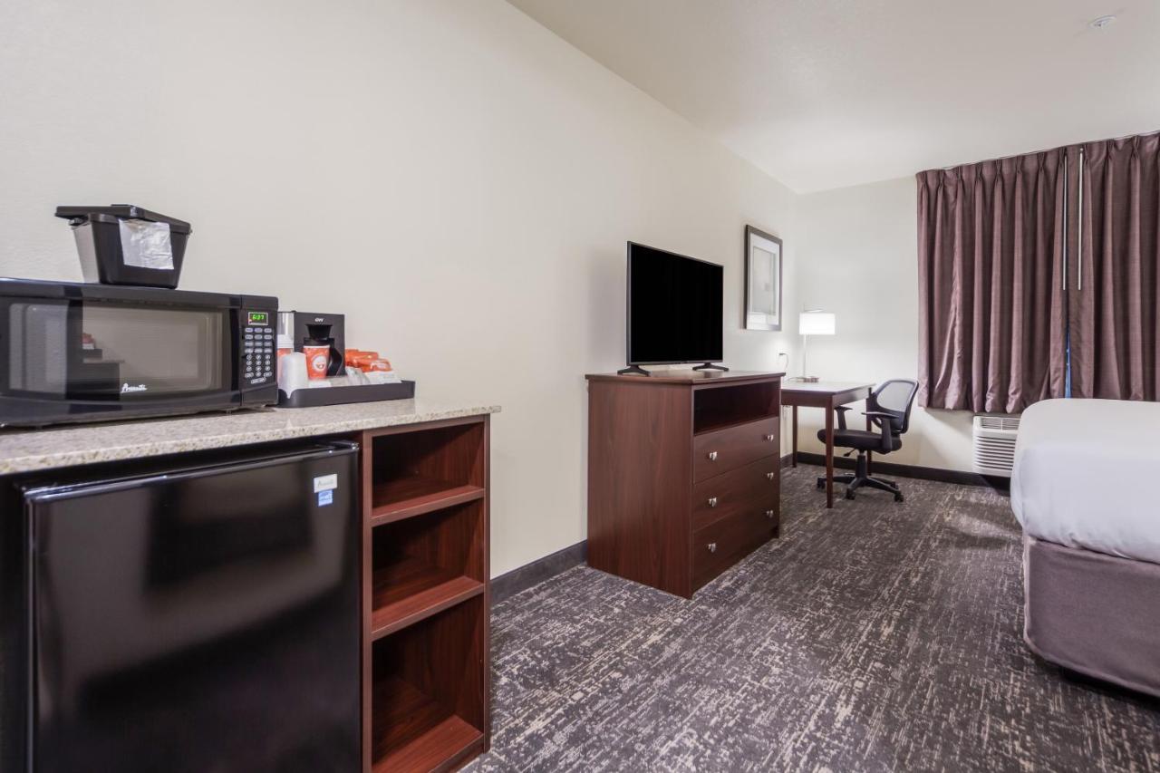 Cobblestone & Suites-fremont