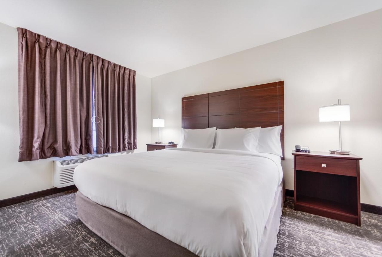Cobblestone & Suites-fremont Fremont